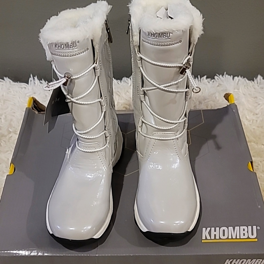NIB Girls Khombu Gray or Pearlescent White DaceyII Snow Boots Size 4M
